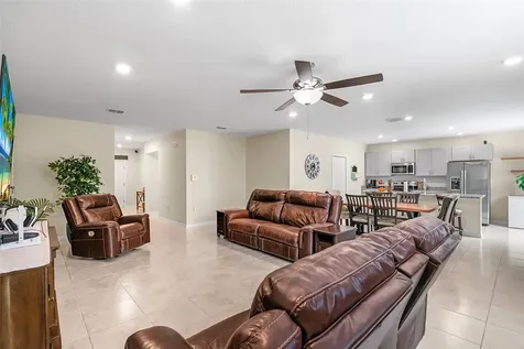 8176 101st Court Vero Beach FL 32967