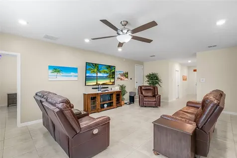 8176 101st Court Vero Beach FL 32967