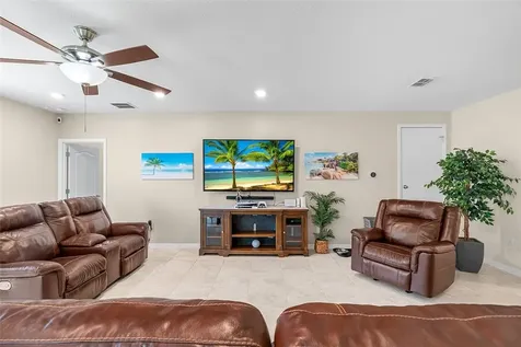 8176 101st Court Vero Beach FL 32967