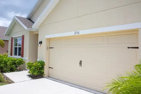 2716 Granville Manor SW Vero Beach FL 32968