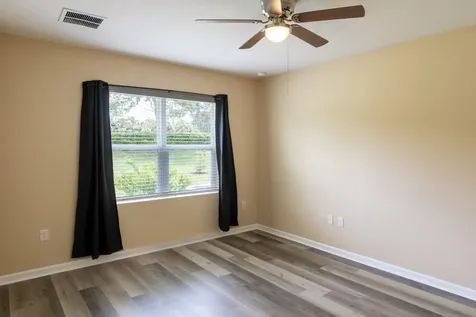 2716 Granville Manor SW Vero Beach FL 32968