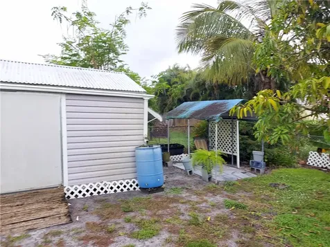 545 22nd Court Vero Beach FL 32962