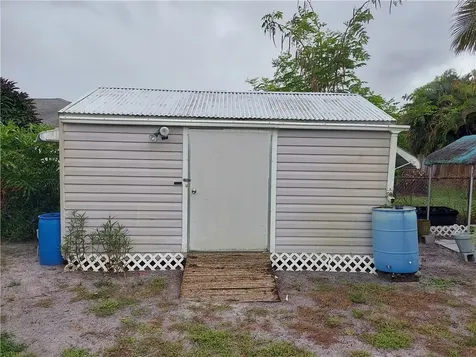545 22nd Court Vero Beach FL 32962