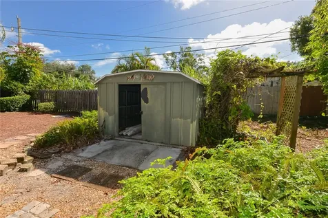 2075 14th Street SW Vero Beach FL 32962