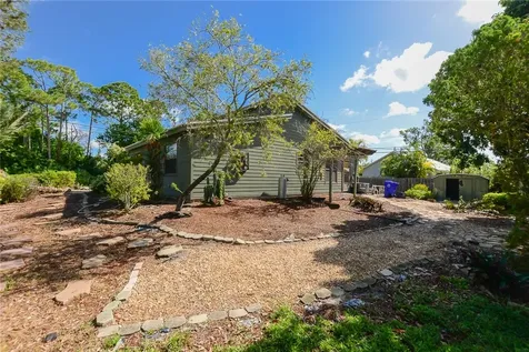 2075 14th Street SW Vero Beach FL 32962