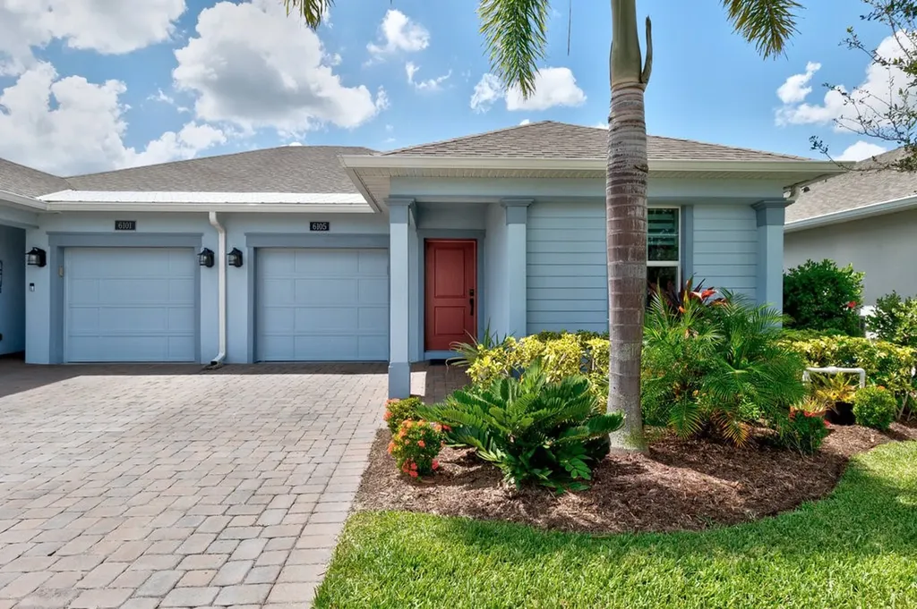 6105 Red Maple Manor Vero Beach FL 32966
