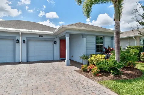 6105 Red Maple Manor Vero Beach FL 32966