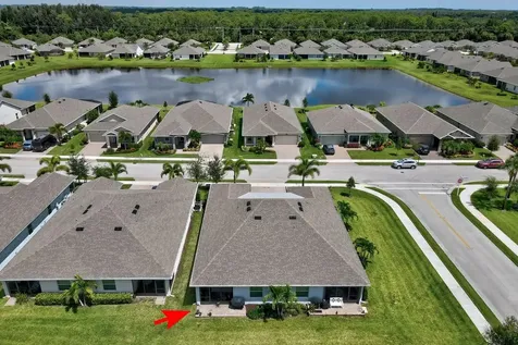 6105 Red Maple Manor Vero Beach FL 32966
