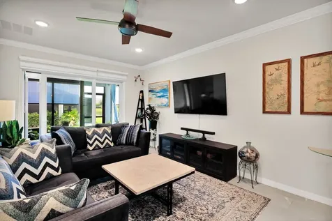 6105 Red Maple Manor Vero Beach FL 32966