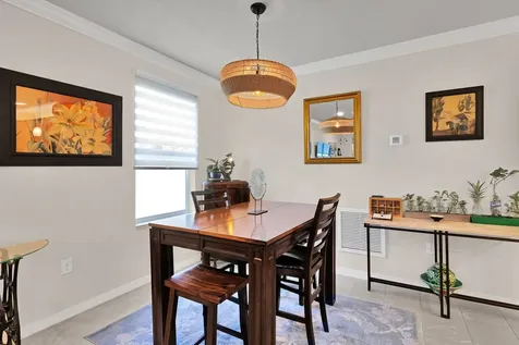 6105 Red Maple Manor Vero Beach FL 32966