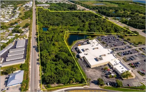 9757 N Us Highway 1 Sebastian FL 32958