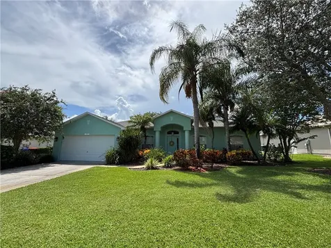 135 36th Court SW Vero Beach FL 32968