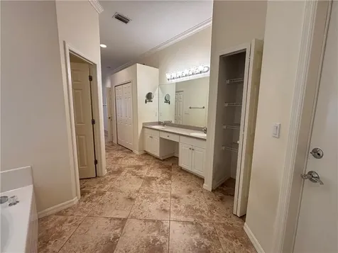 135 36th Court SW Vero Beach FL 32968