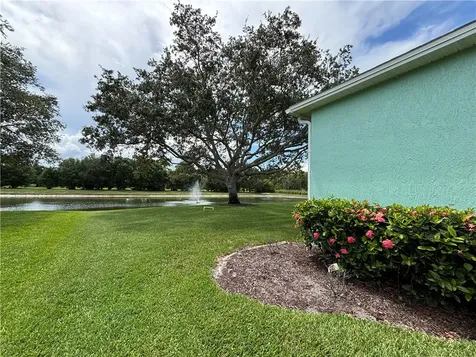135 36th Court SW Vero Beach FL 32968