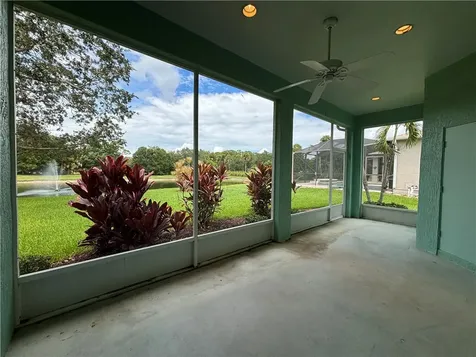 135 36th Court SW Vero Beach FL 32968