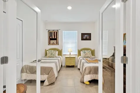 6035 Red Maple Manor Vero Beach FL 32966