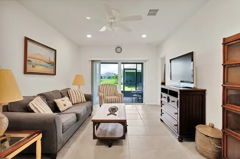 6035 Red Maple Manor Vero Beach FL 32966