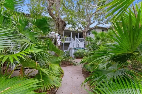 1195 Winding Oaks Circle E Vero Beach FL 32963