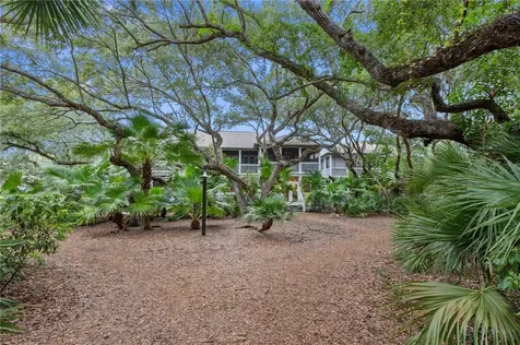 1195 Winding Oaks Circle E Vero Beach FL 32963