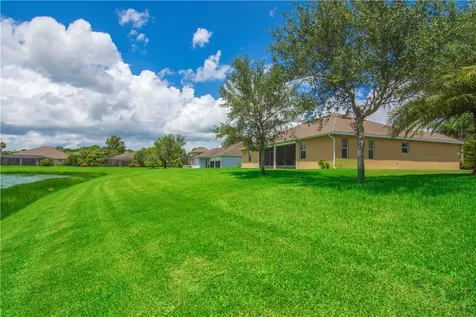 4415 9th Lane SW Vero Beach FL 32968