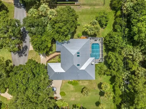 645 32nd Court SW Vero Beach FL 32968
