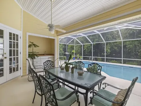 645 32nd Court SW Vero Beach FL 32968