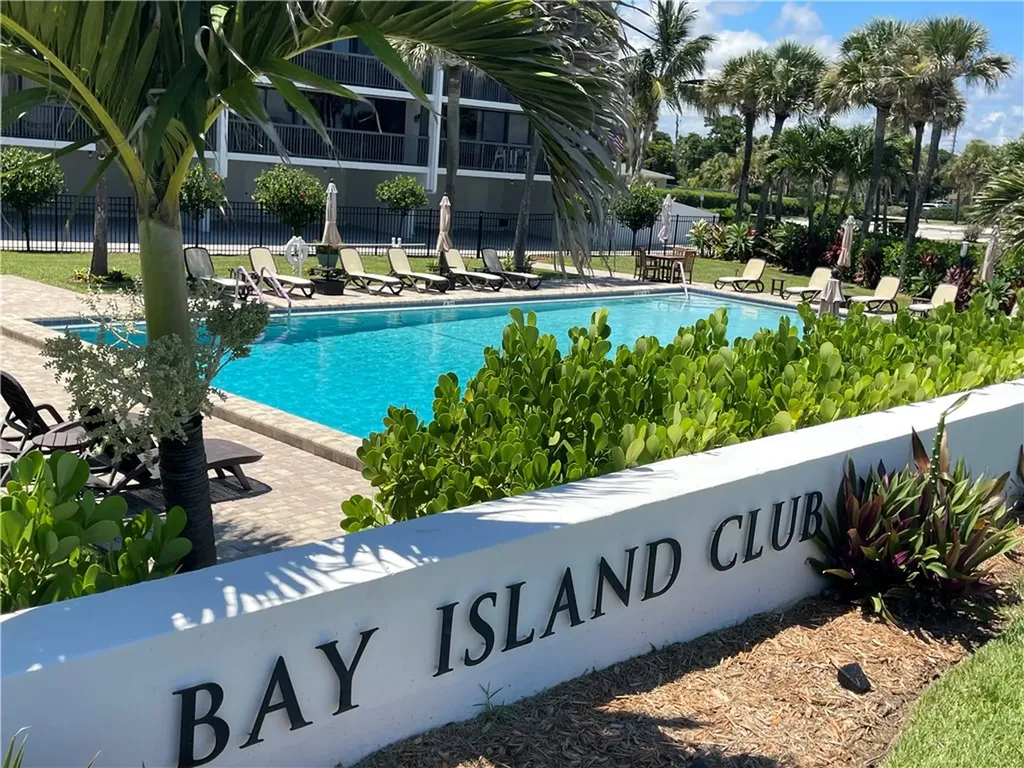4141 Ocean Drive Vero Beach FL 32963