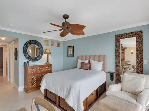 4141 Ocean Drive Vero Beach FL 32963