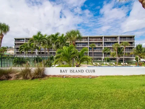 4141 Ocean Drive Vero Beach FL 32963