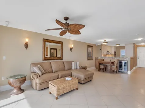 4141 Ocean Drive Vero Beach FL 32963