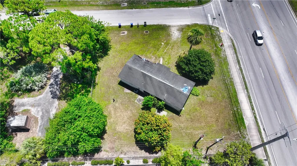 1056 9th Street SW Vero Beach FL 32962