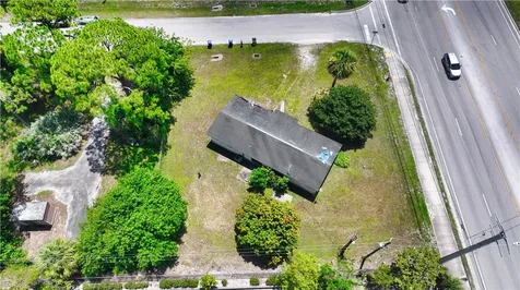 1056 9th Street SW Vero Beach FL 32962