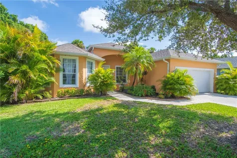 5005 E 1st Square SW Vero Beach FL 32968