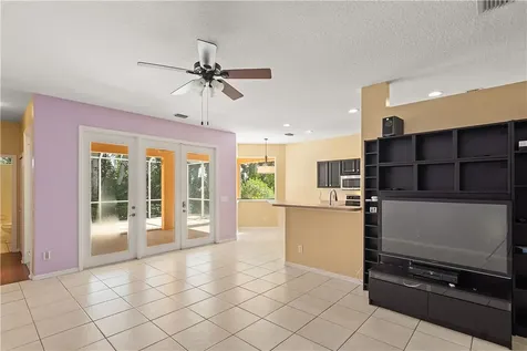 5005 E 1st Square SW Vero Beach FL 32968