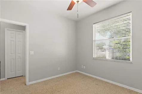 5005 E 1st Square SW Vero Beach FL 32968