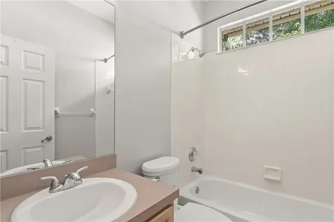 5005 E 1st Square SW Vero Beach FL 32968