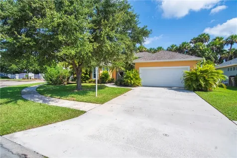 5005 E 1st Square SW Vero Beach FL 32968