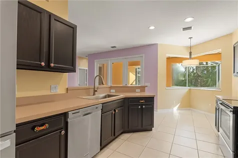 5005 E 1st Square SW Vero Beach FL 32968