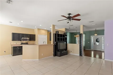 5005 E 1st Square SW Vero Beach FL 32968