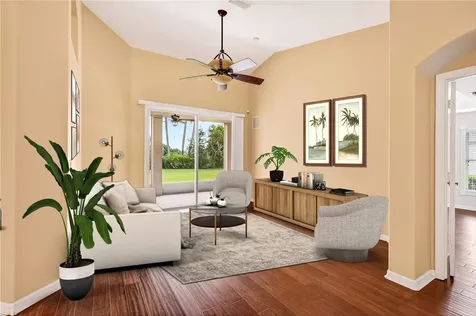 4730 Josephine Manor SW Vero Beach FL 32968