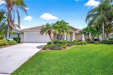 4730 Josephine Manor SW Vero Beach FL 32968
