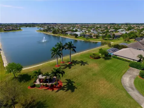 4730 Josephine Manor SW Vero Beach FL 32968