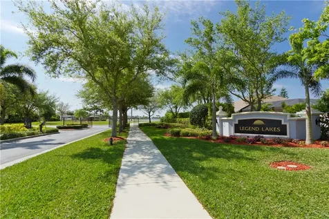 4730 Josephine Manor SW Vero Beach FL 32968
