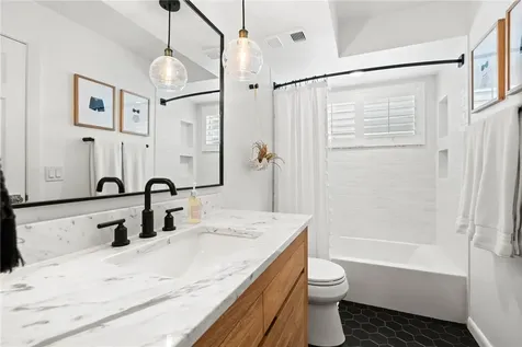 8880 N Sea Oaks Way Vero Beach FL 32963