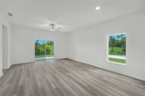 9316 104th Avenue Vero Beach FL 32967