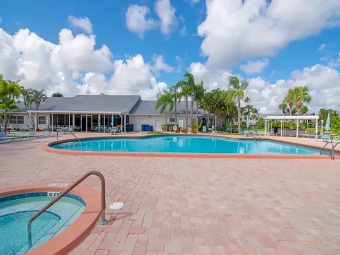 655 W Lake Jasmine Circle Vero Beach FL 32962
