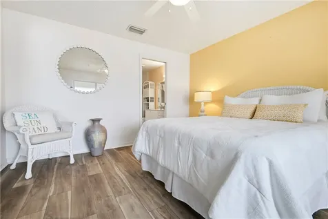 655 W Lake Jasmine Circle Vero Beach FL 32962