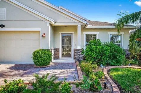 1288 Lexington Manor SW Vero Beach FL 32962