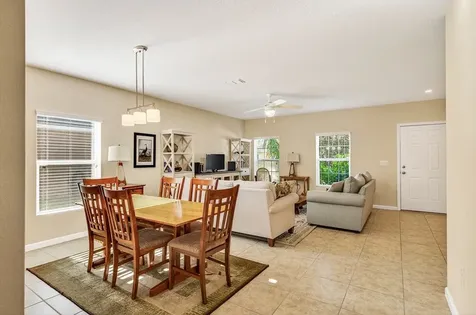 1288 Lexington Manor SW Vero Beach FL 32962