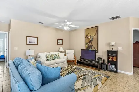 1288 Lexington Manor SW Vero Beach FL 32962